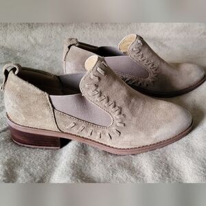 Montana Cortland Suede Stacked Heel Booties - Brown - Size 8 M.